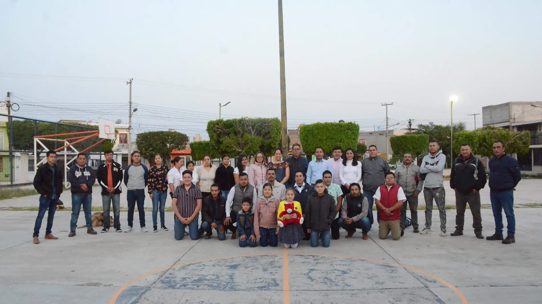 La familia de Dulces Xisu sigue emprendiendo a pesar de la contingencia sanitaria.  Luis Lu_vanos.  El Sol de San Juan del R_o.